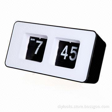 Unique Retro Cube Nice Desk Wall Auto Flip Clock (Black), 2-5 Days Lead Time